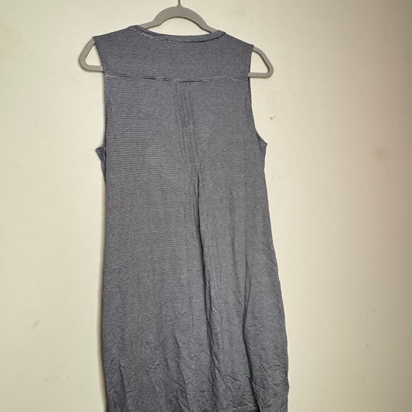 Laila Jayde Sleeveless Mini Shift Dress Gray White Stripe NWT Size XLP - Picture 5 of 8
